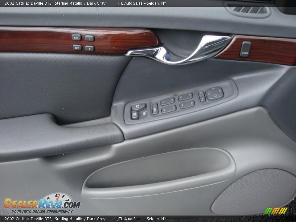 2002 Cadillac DeVille DTS Sterling Metallic / Dark Gray Photo #10