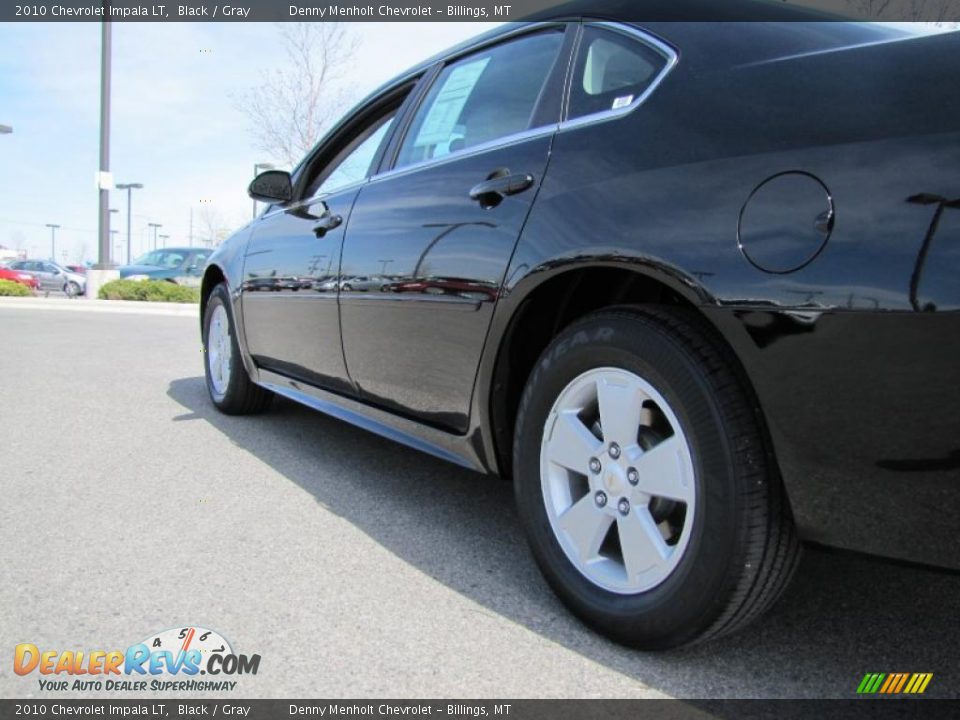 2010 Chevrolet Impala LT Black / Gray Photo #11