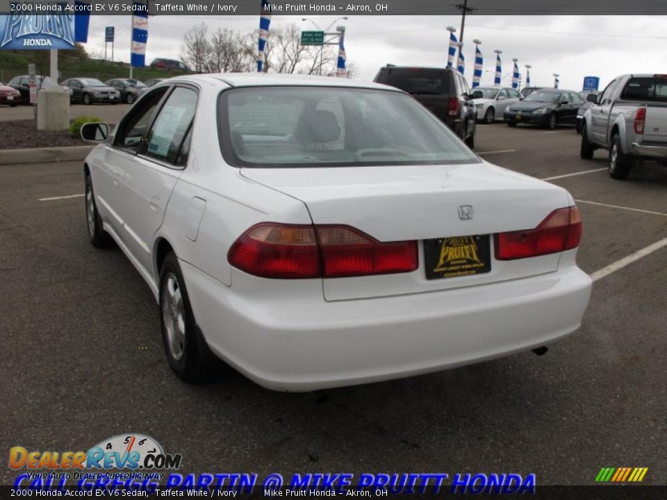 2000 Honda Accord EX V6 Sedan Taffeta White / Ivory Photo #2