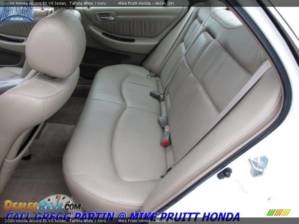 2000 Honda Accord EX V6 Sedan Taffeta White / Ivory Photo #12