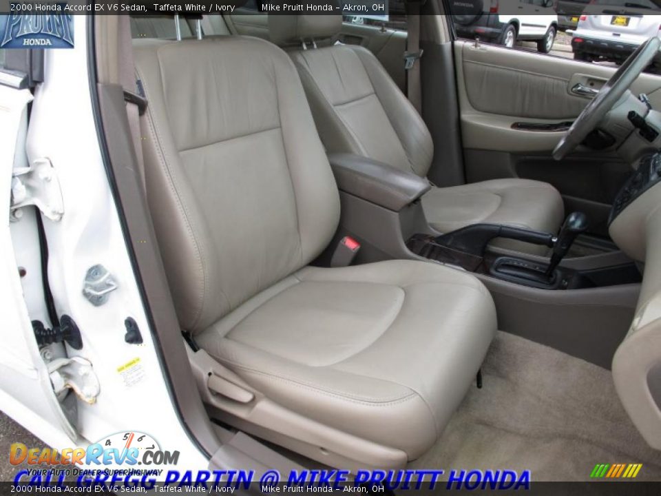 2000 Honda Accord EX V6 Sedan Taffeta White / Ivory Photo #14