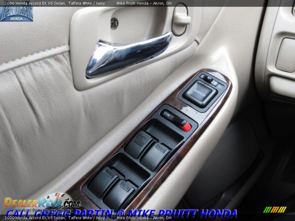 2000 Honda Accord EX V6 Sedan Taffeta White / Ivory Photo #18