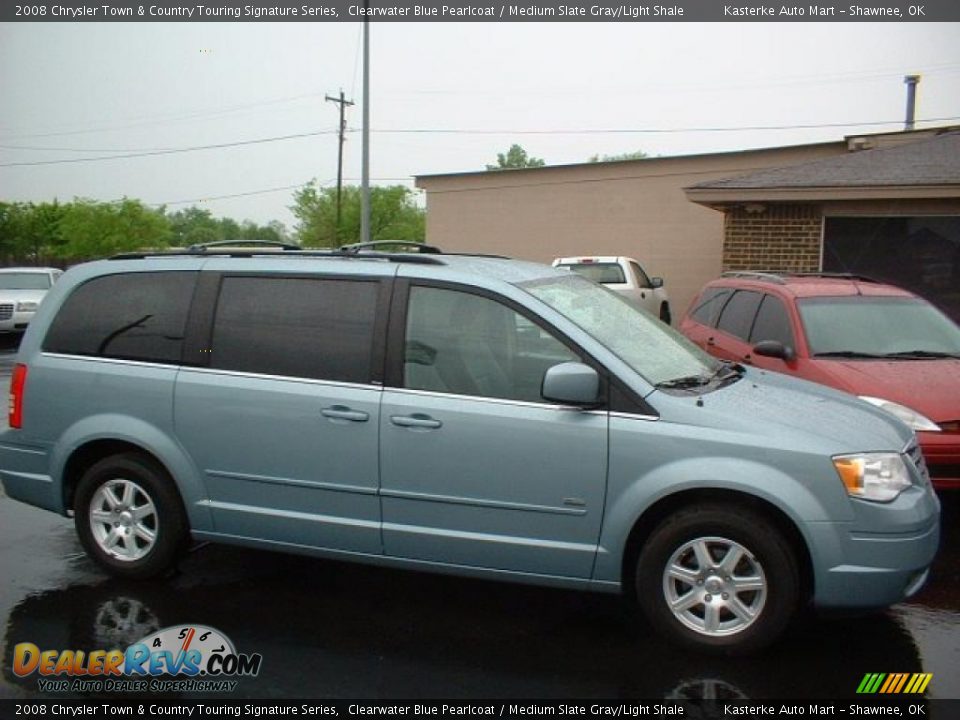 2008 Chrysler Town & Country Touring Signature Series Clearwater Blue Pearlcoat / Medium Slate Gray/Light Shale Photo #3