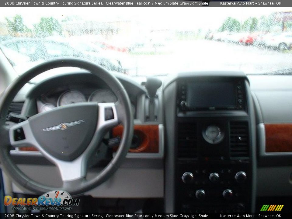 2008 Chrysler Town & Country Touring Signature Series Clearwater Blue Pearlcoat / Medium Slate Gray/Light Shale Photo #13