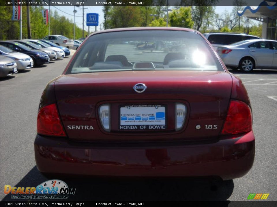 2005 Nissan Sentra 1.8 S Inferno Red / Taupe Photo #4