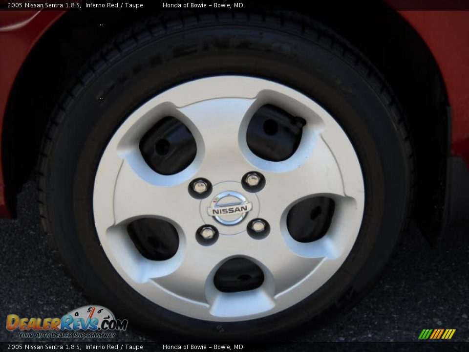 2005 Nissan Sentra 1.8 S Inferno Red / Taupe Photo #9