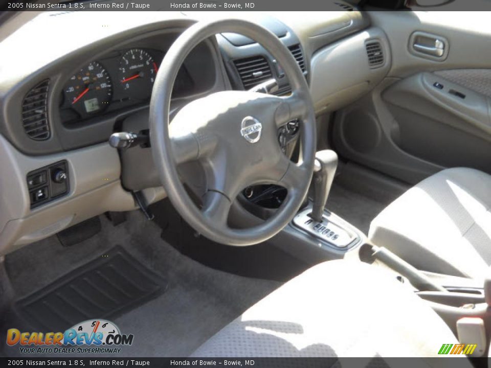 2005 Nissan Sentra 1.8 S Inferno Red / Taupe Photo #10