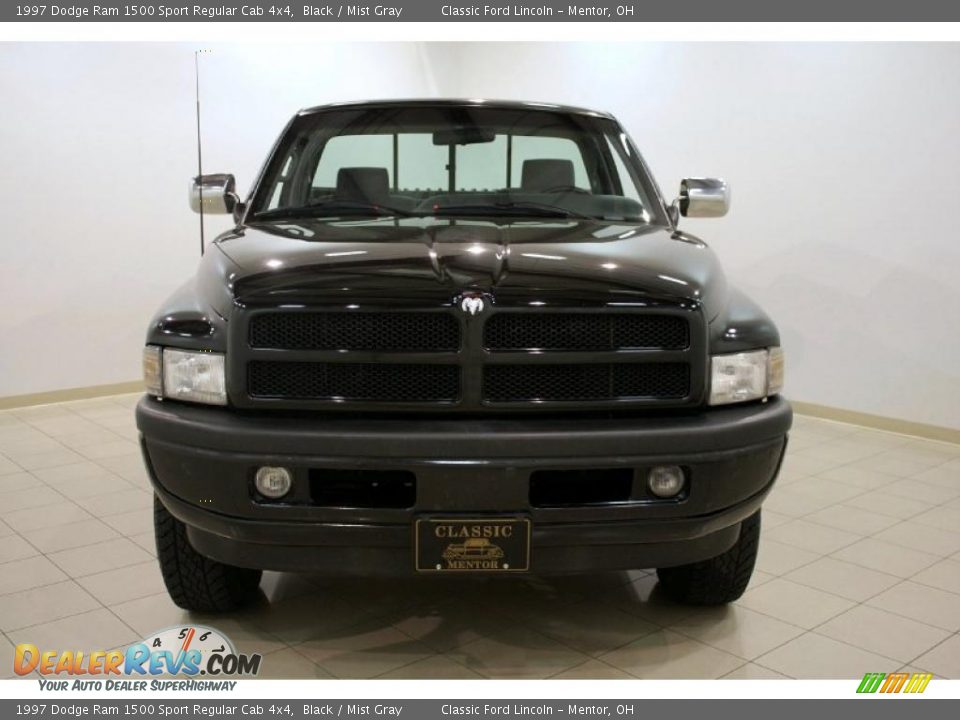 1997 Dodge Ram 1500 Sport Regular Cab 4x4 Black / Mist Gray Photo #2