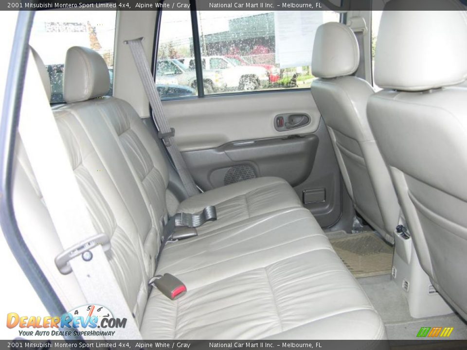 2001 Mitsubishi Montero Sport Limited 4x4 Alpine White / Gray Photo #12