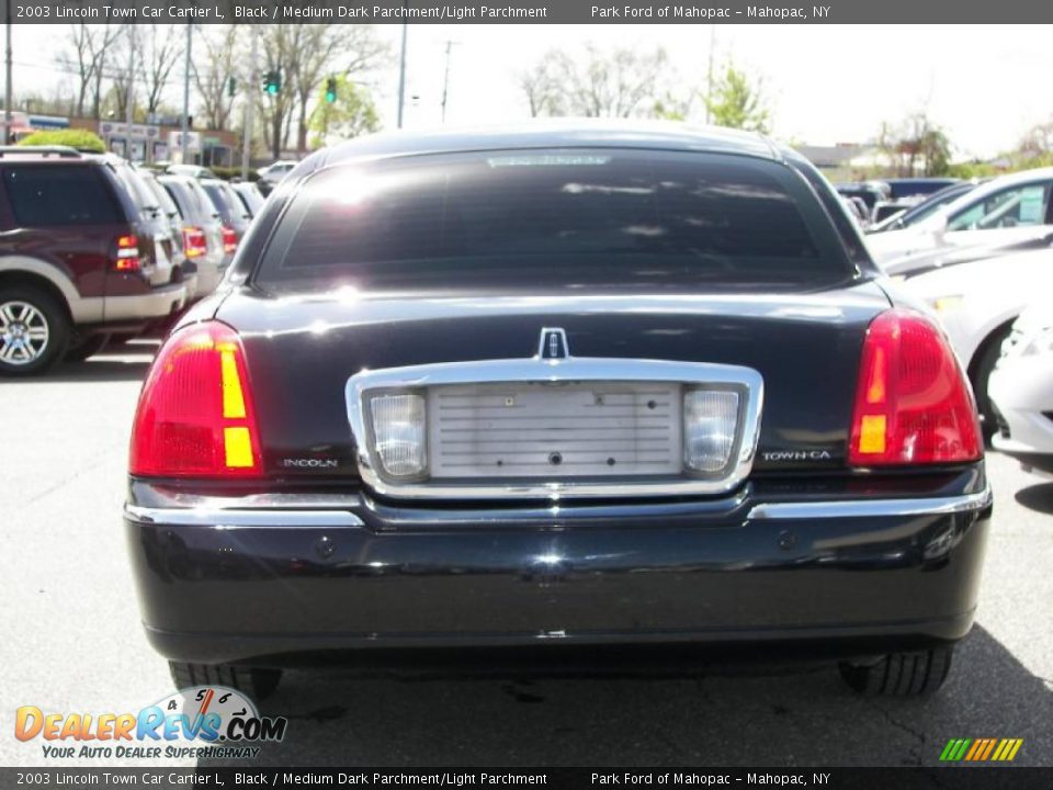 2003 Lincoln Town Car Cartier L Black / Medium Dark Parchment/Light Parchment Photo #5
