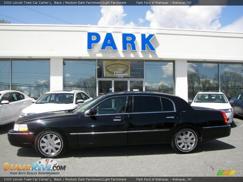 2003 Lincoln Town Car Cartier L Black / Medium Dark Parchment/Light Parchment Photo #19