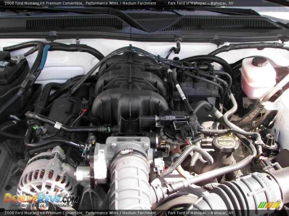 2008 Ford Mustang V6 Premium Convertible Performance White / Medium Parchment Photo #18