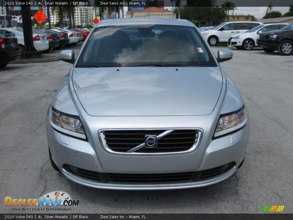 2010 Volvo S40 2.4i Silver Metallic / Off Black Photo #8