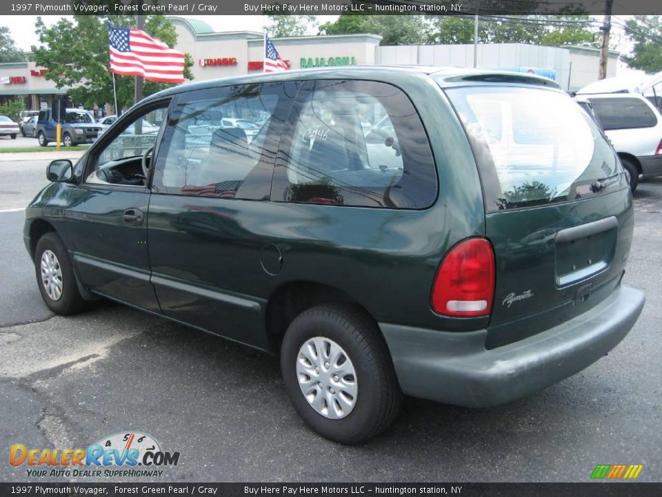 1997 Plymouth Voyager Forest Green Pearl / Gray Photo #4