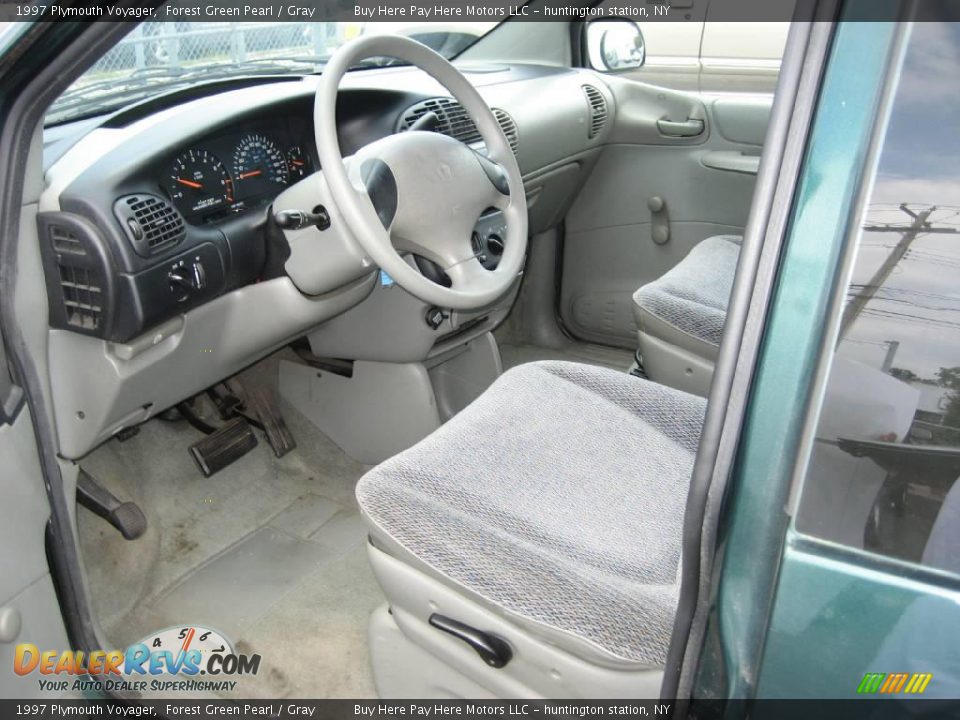 1997 Plymouth Voyager Forest Green Pearl / Gray Photo #8
