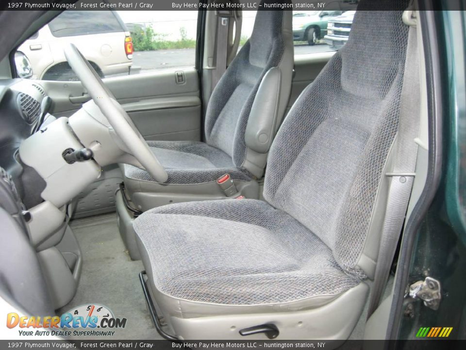 1997 Plymouth Voyager Forest Green Pearl / Gray Photo #10