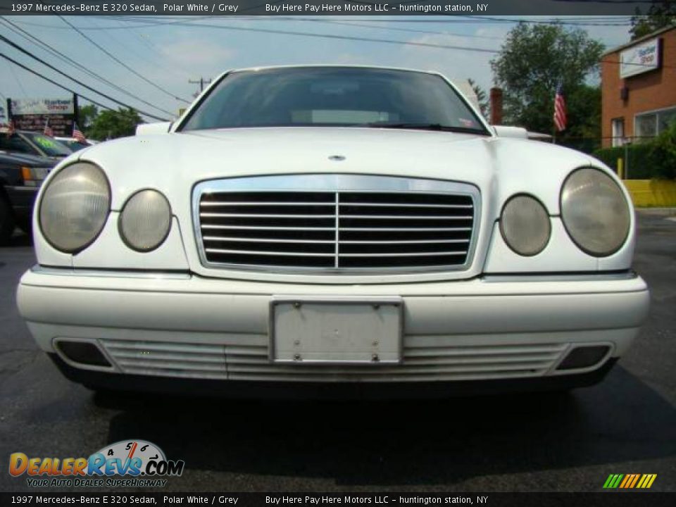 1997 Mercedes-Benz E 320 Sedan Polar White / Grey Photo #2