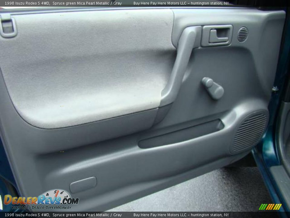 1998 Isuzu Rodeo S 4WD Spruce green Mica Pearl Metallic / Gray Photo #6