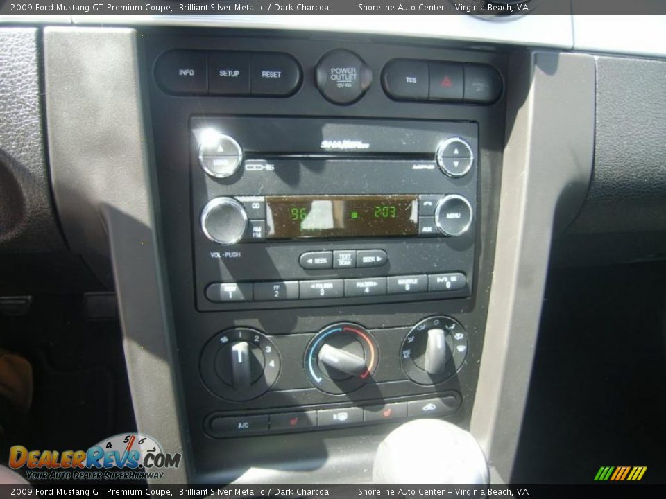 2009 Ford Mustang GT Premium Coupe Brilliant Silver Metallic / Dark Charcoal Photo #16