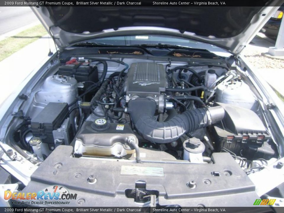 2009 Ford Mustang GT Premium Coupe Brilliant Silver Metallic / Dark Charcoal Photo #21