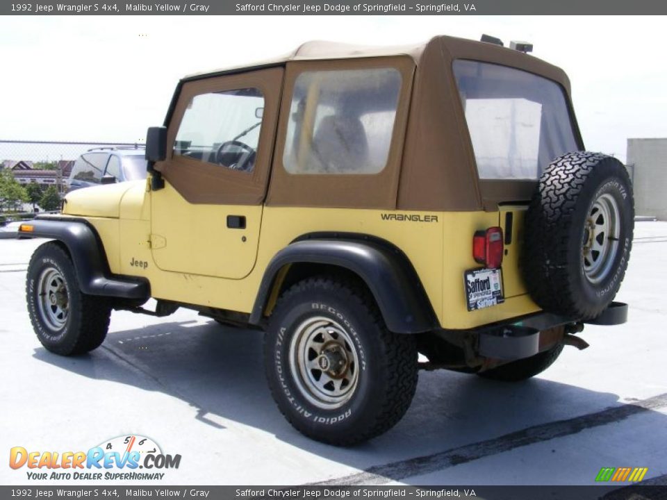 1992 Jeep Wrangler S 4x4 Malibu Yellow / Gray Photo #7