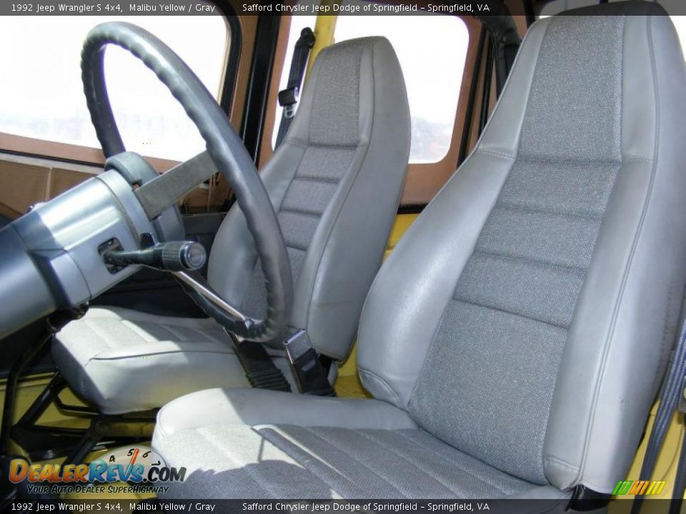 1992 Jeep Wrangler S 4x4 Malibu Yellow / Gray Photo #14