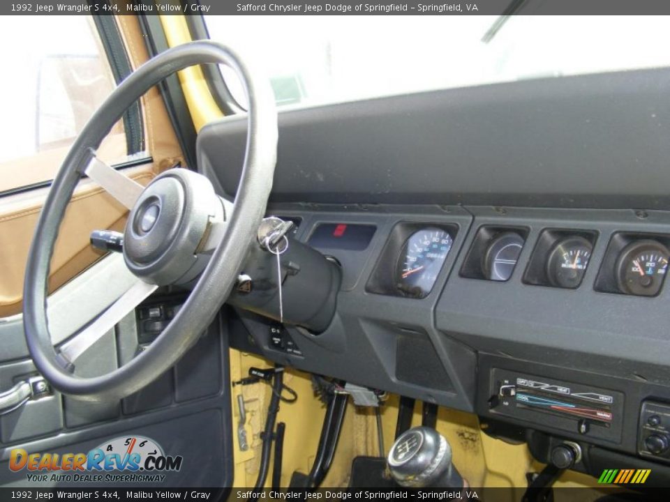 1992 Jeep Wrangler S 4x4 Malibu Yellow / Gray Photo #17