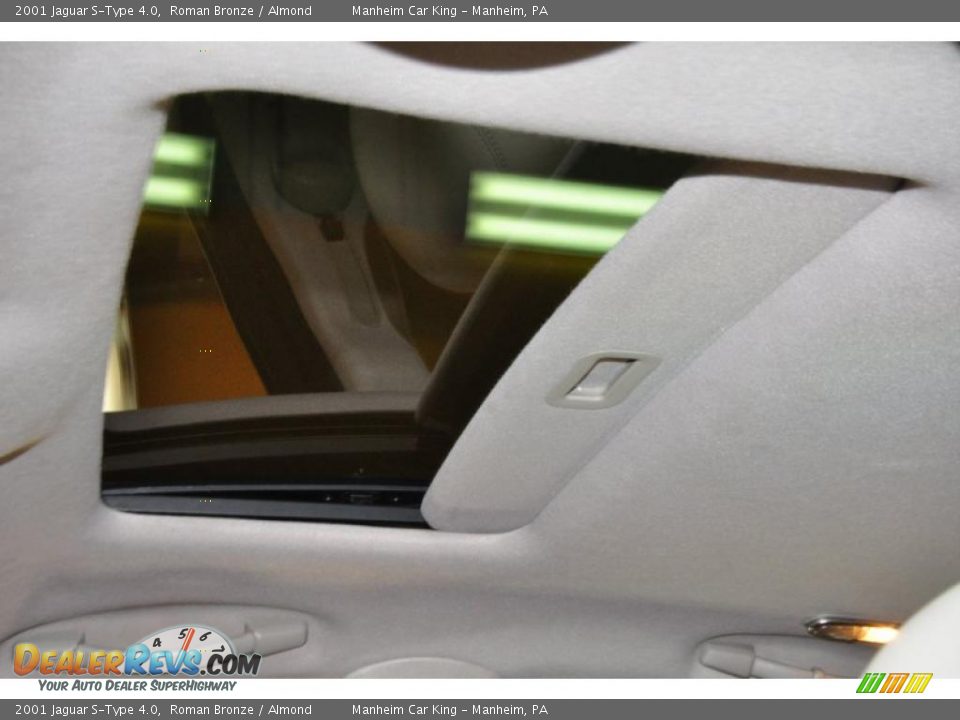 2001 Jaguar S-Type 4.0 Roman Bronze / Almond Photo #11