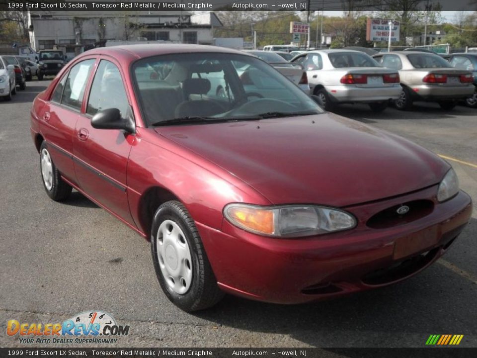1999 Ford Escort LX Sedan Toreador Red Metallic / Medium Graphite Photo #3