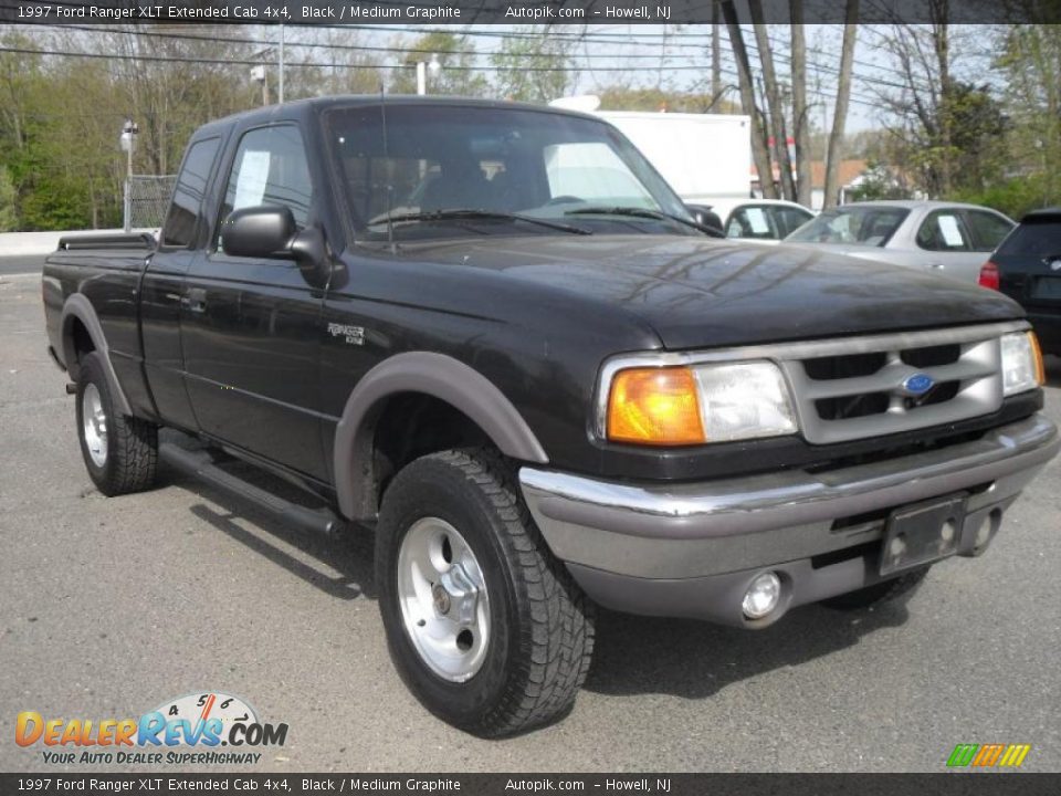 1997 Ford Ranger XLT Extended Cab 4x4 Black / Medium Graphite Photo #3