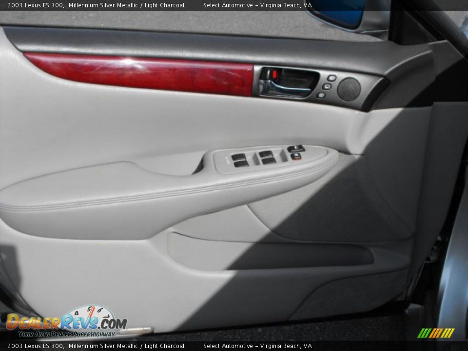2003 Lexus ES 300 Millennium Silver Metallic / Light Charcoal Photo #10