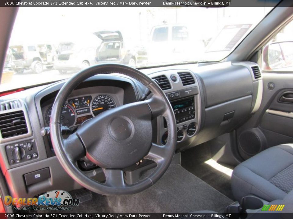 2006 Chevrolet Colorado Z71 Extended Cab 4x4 Victory Red / Very Dark Pewter Photo #6