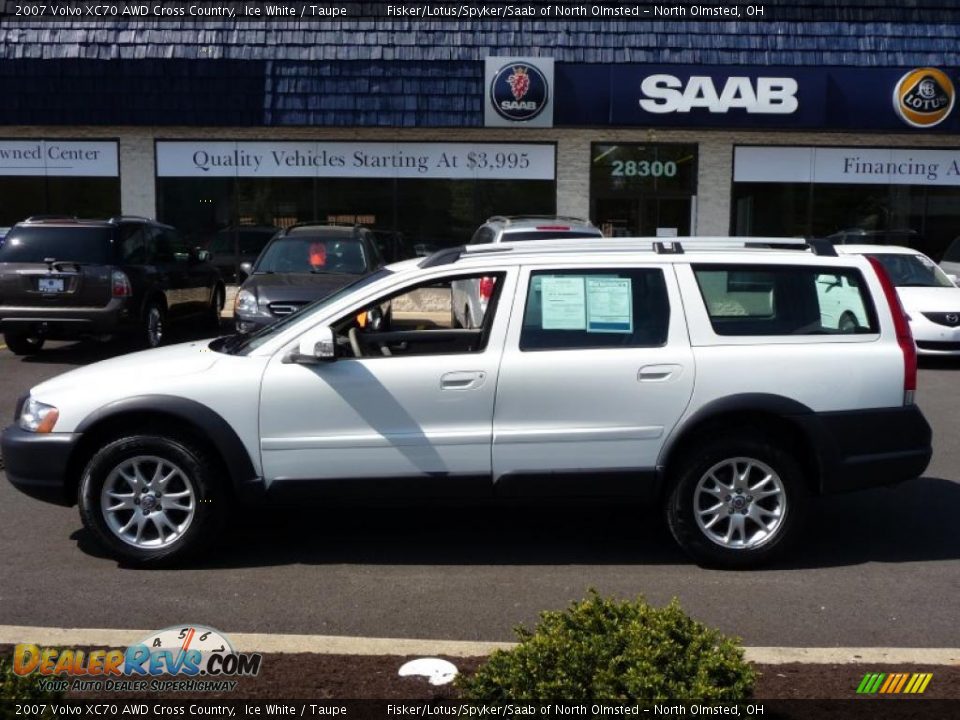 2007 Volvo XC70 AWD Cross Country Ice White / Taupe Photo #1
