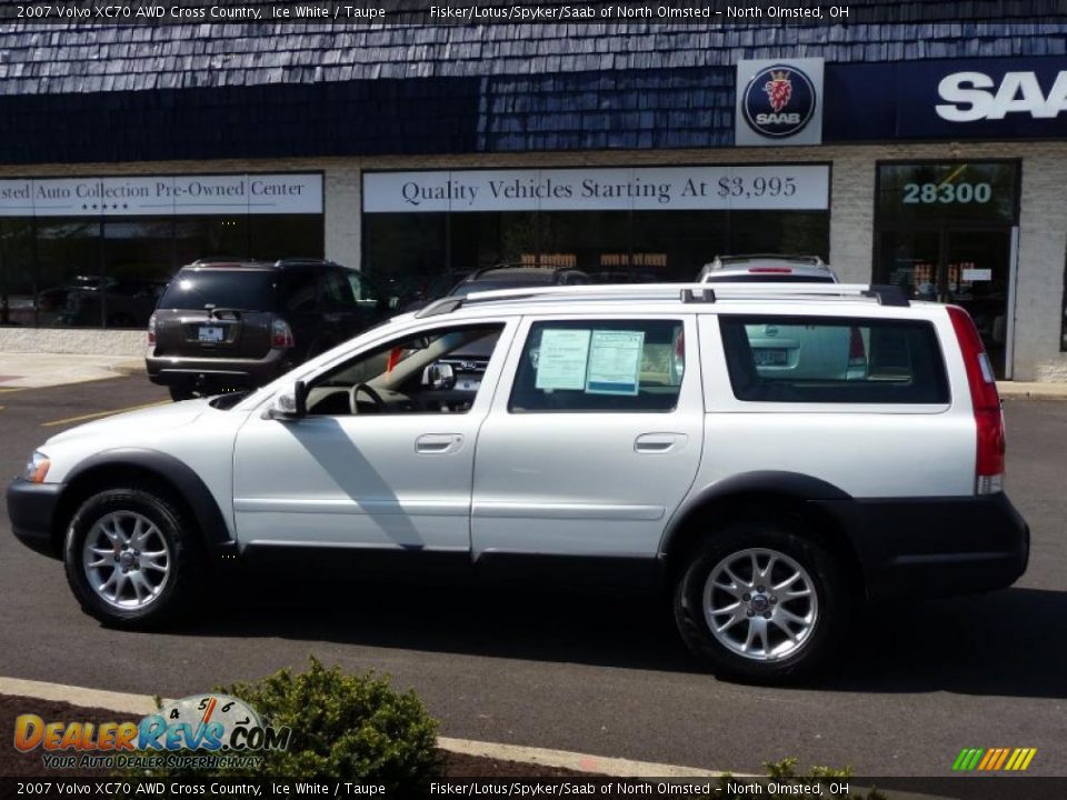 2007 Volvo XC70 AWD Cross Country Ice White / Taupe Photo #8