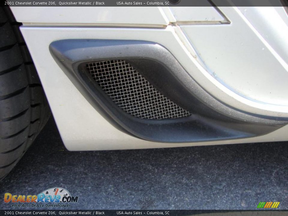 2001 Chevrolet Corvette Z06 Quicksilver Metallic / Black Photo #35