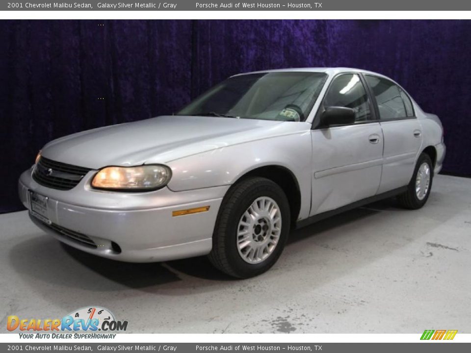 2001 Chevrolet Malibu Sedan Galaxy Silver Metallic / Gray Photo #9
