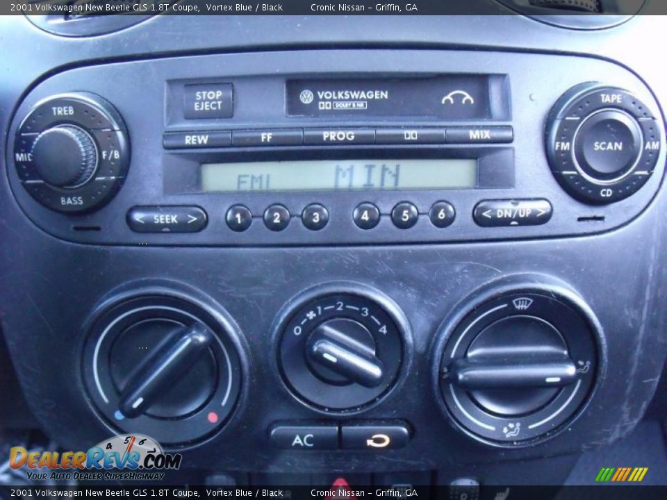 2001 Volkswagen New Beetle GLS 1.8T Coupe Vortex Blue / Black Photo #18