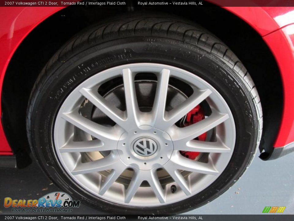 2007 Volkswagen GTI 2 Door Tornado Red / Interlagos Plaid Cloth Photo #8