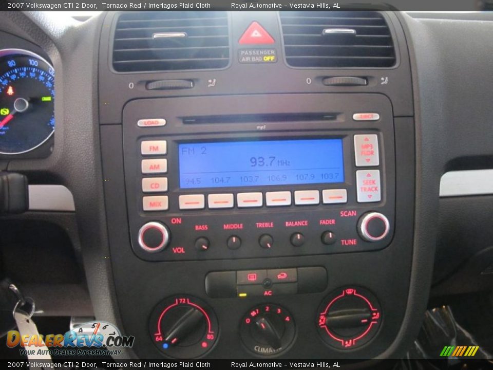 2007 Volkswagen GTI 2 Door Tornado Red / Interlagos Plaid Cloth Photo #16