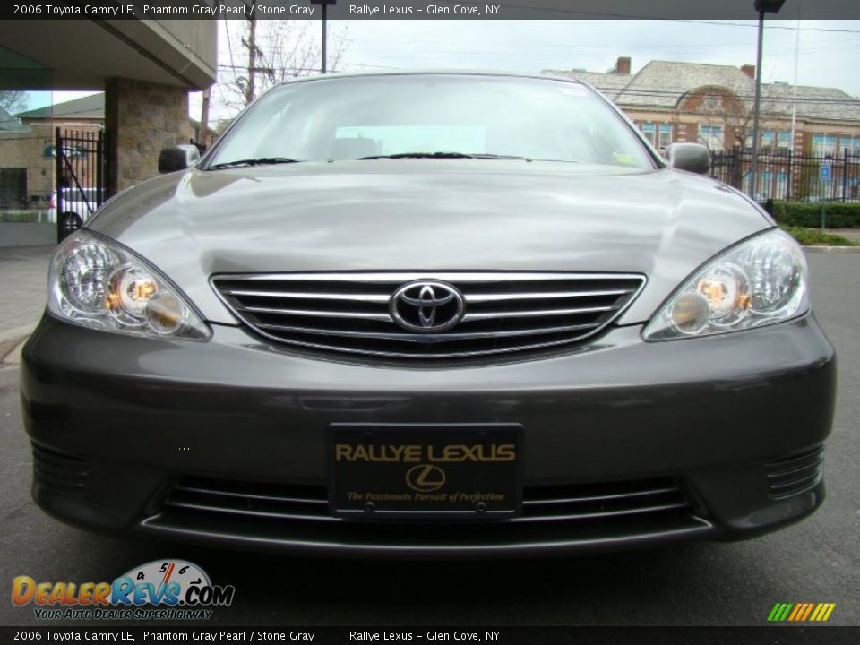 2006 Toyota Camry LE Phantom Gray Pearl / Stone Gray Photo #2