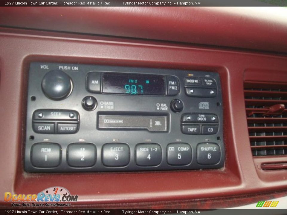 1997 Lincoln Town Car Cartier Toreador Red Metallic / Red Photo #16