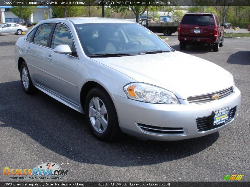 2009 Chevrolet Impala LT Silver Ice Metallic / Ebony Photo #3