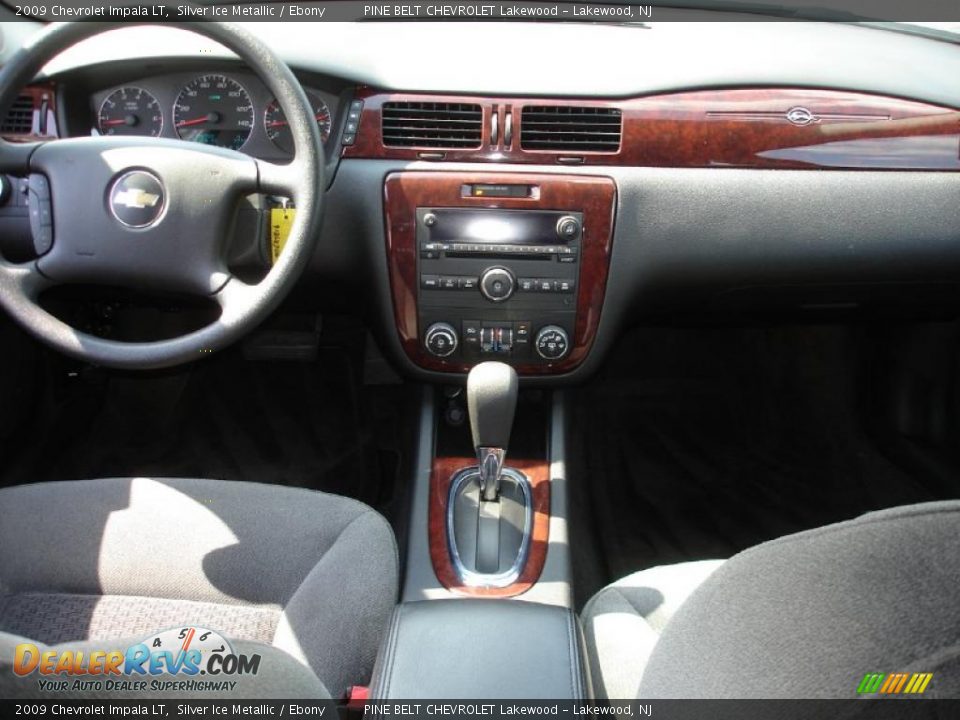 2009 Chevrolet Impala LT Silver Ice Metallic / Ebony Photo #11