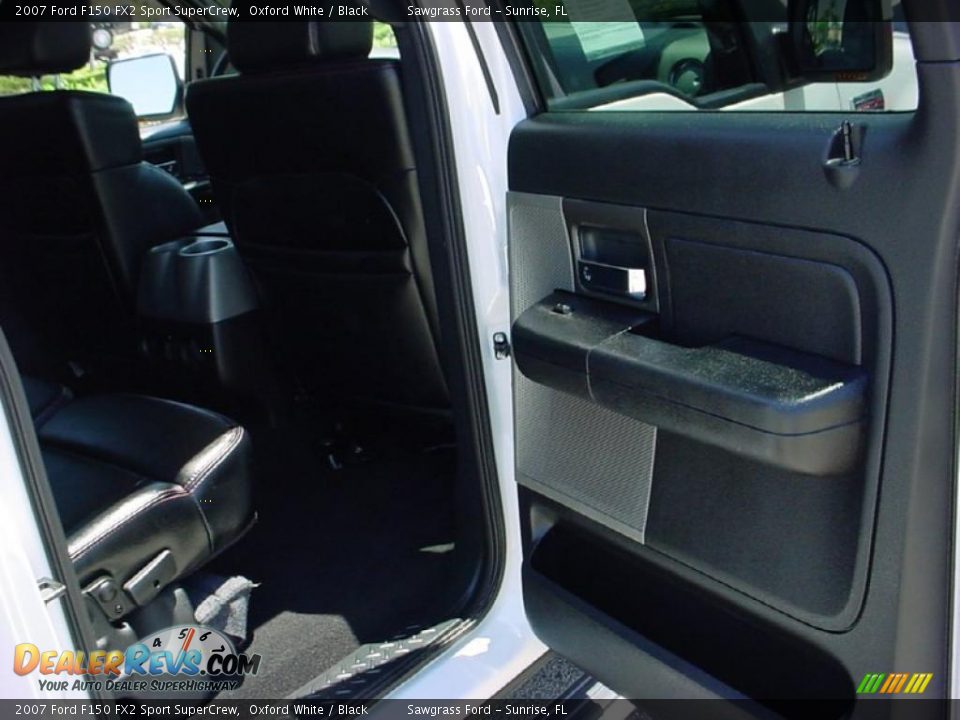 2007 Ford F150 FX2 Sport SuperCrew Oxford White / Black Photo #21
