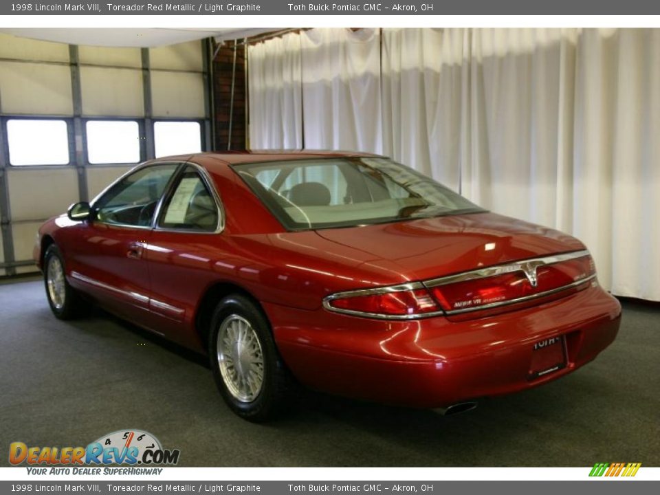 1998 Lincoln Mark VIII Toreador Red Metallic / Light Graphite Photo #4