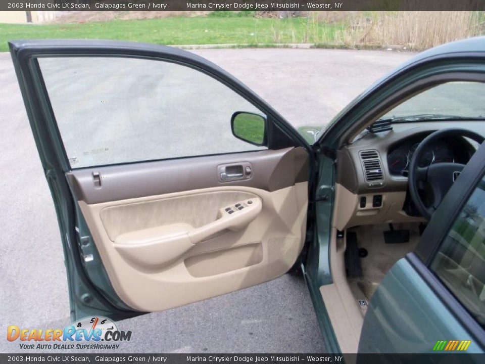 2003 Honda Civic LX Sedan Galapagos Green / Ivory Photo #9