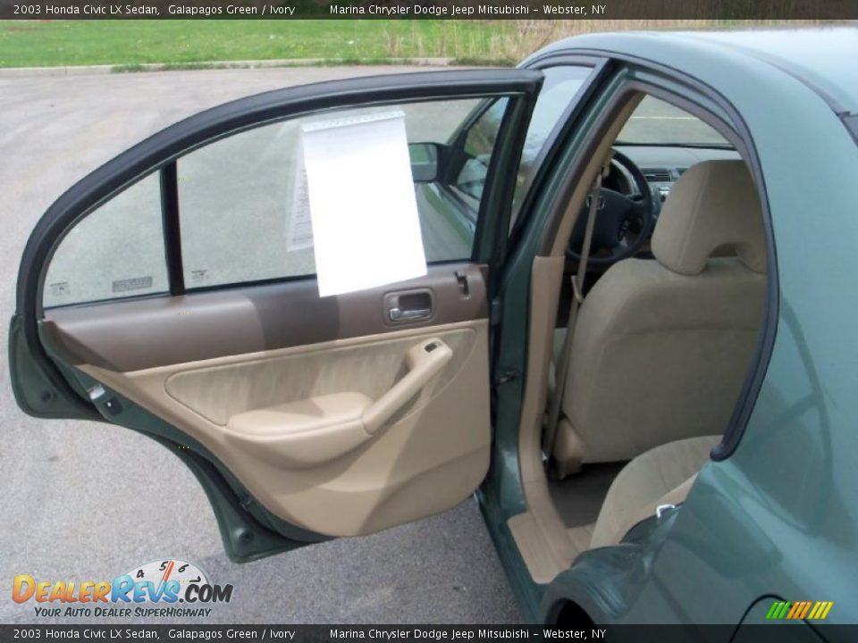 2003 Honda Civic LX Sedan Galapagos Green / Ivory Photo #11