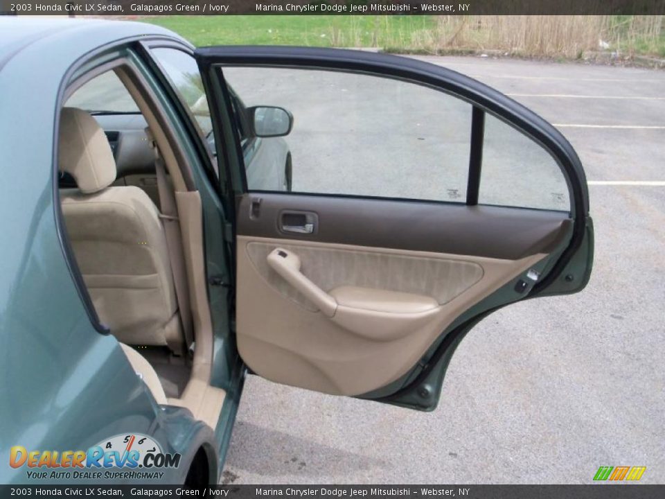 2003 Honda Civic LX Sedan Galapagos Green / Ivory Photo #15