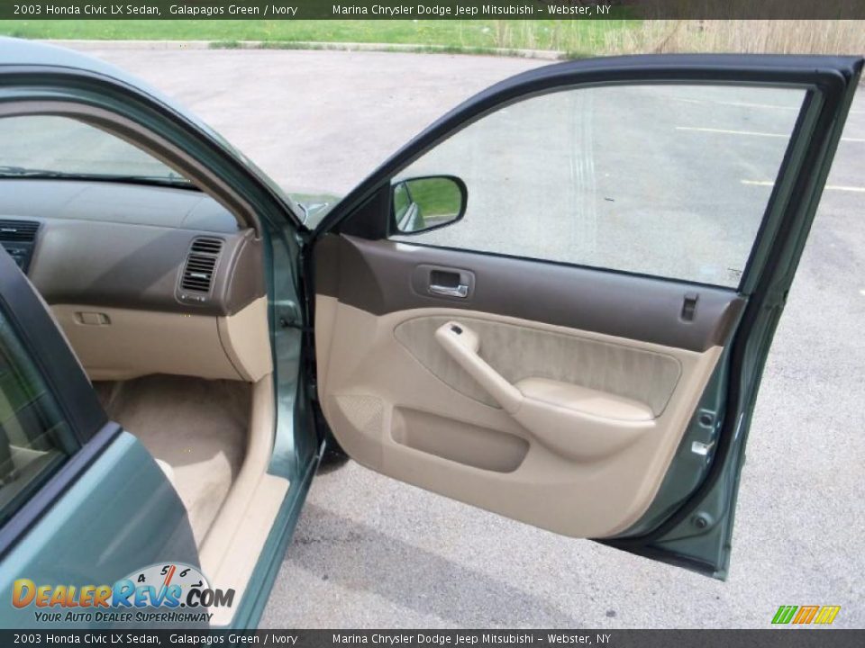 2003 Honda Civic LX Sedan Galapagos Green / Ivory Photo #17