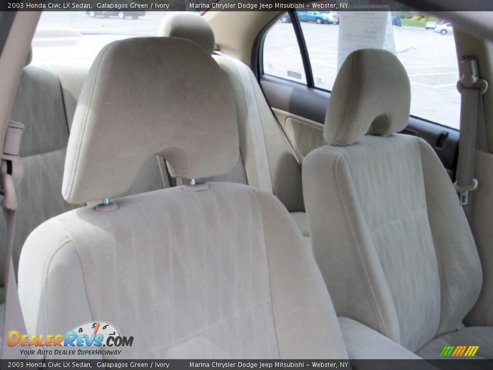 2003 Honda Civic LX Sedan Galapagos Green / Ivory Photo #19